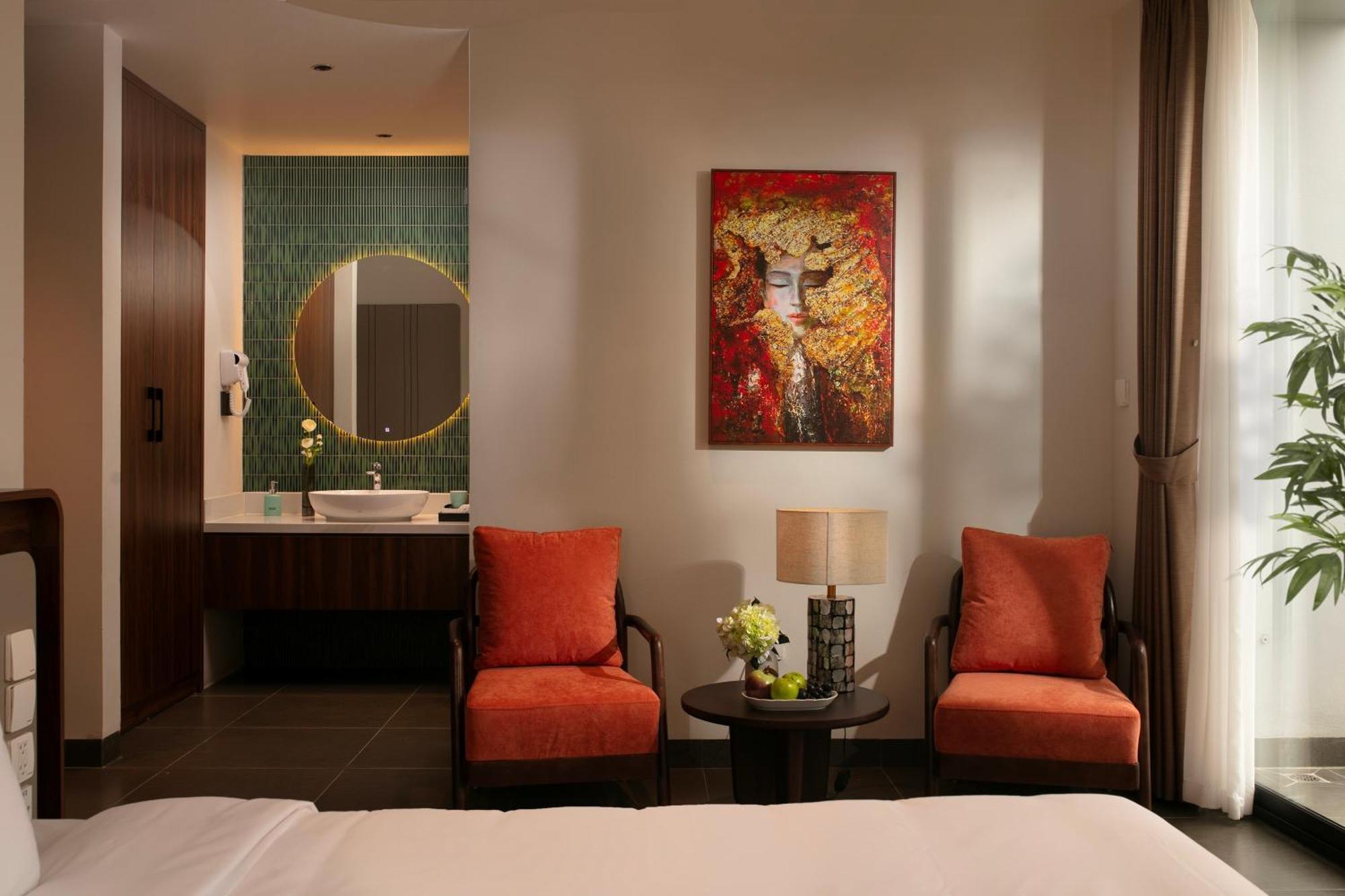 Riverview Boutique & Hanoi